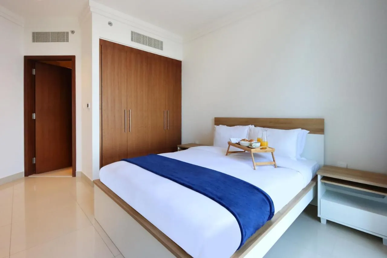 Livbnb - 2Br Burj View In Boulevard Point Дубай