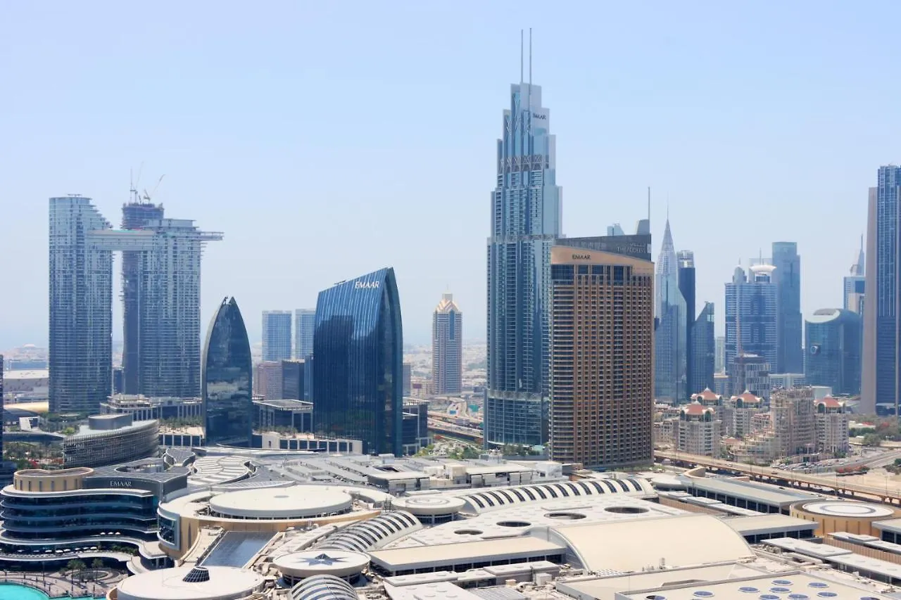 Апартаменты Livbnb - 2Br Burj View In Boulevard Point Дубай